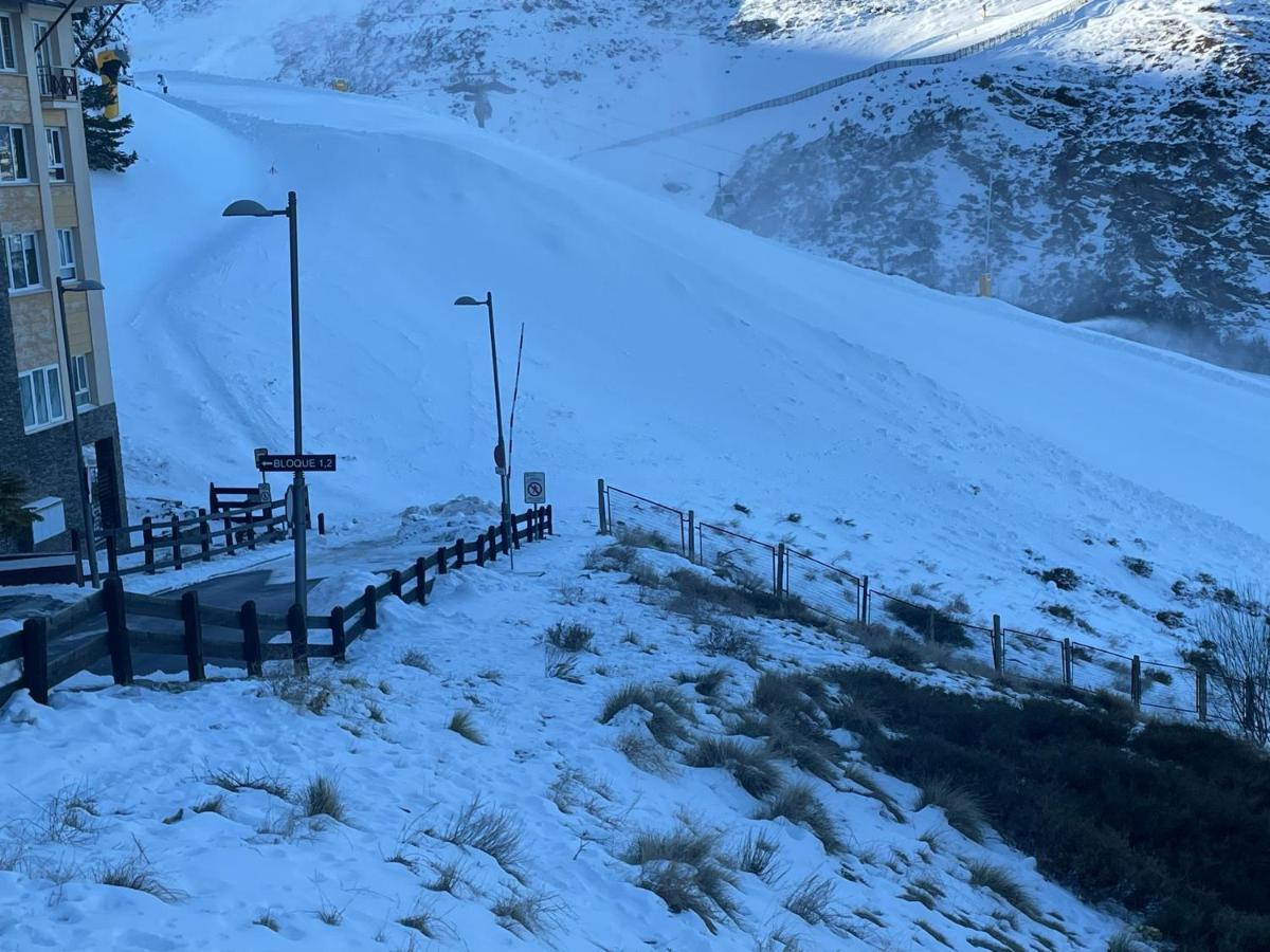 Miramar Elite Ski Con Parking Sierra Nevada Eksteriør bilde
