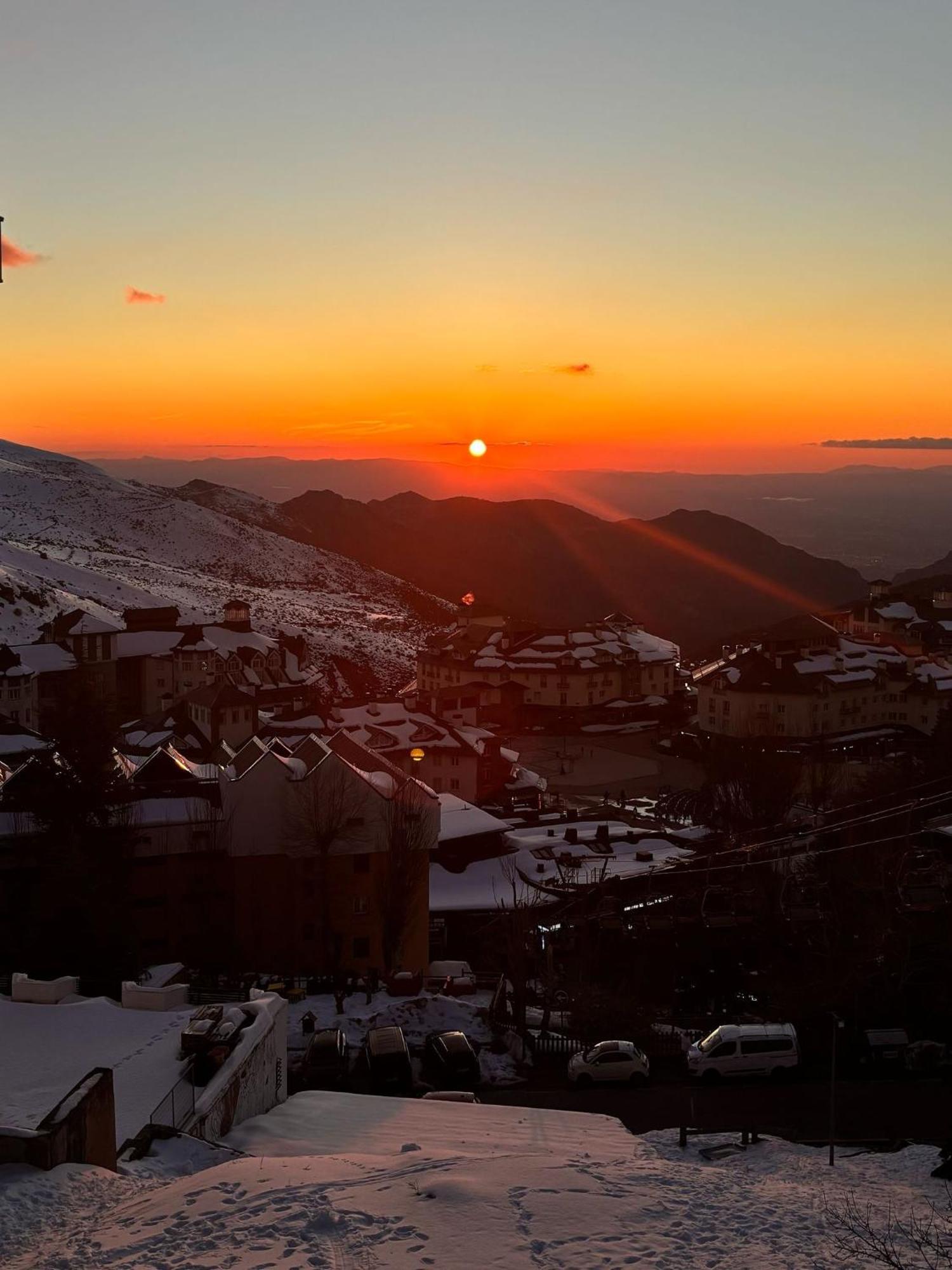 Miramar Elite Ski Con Parking Sierra Nevada Eksteriør bilde